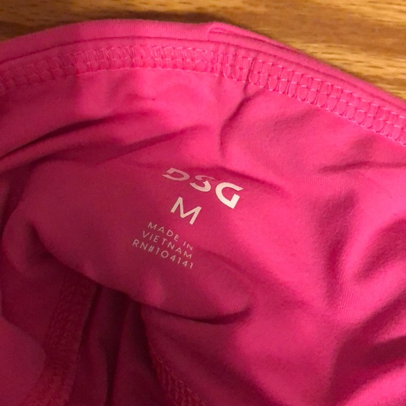 DSG women’s leggings size medium. High rise capri - Picture 5 of 6